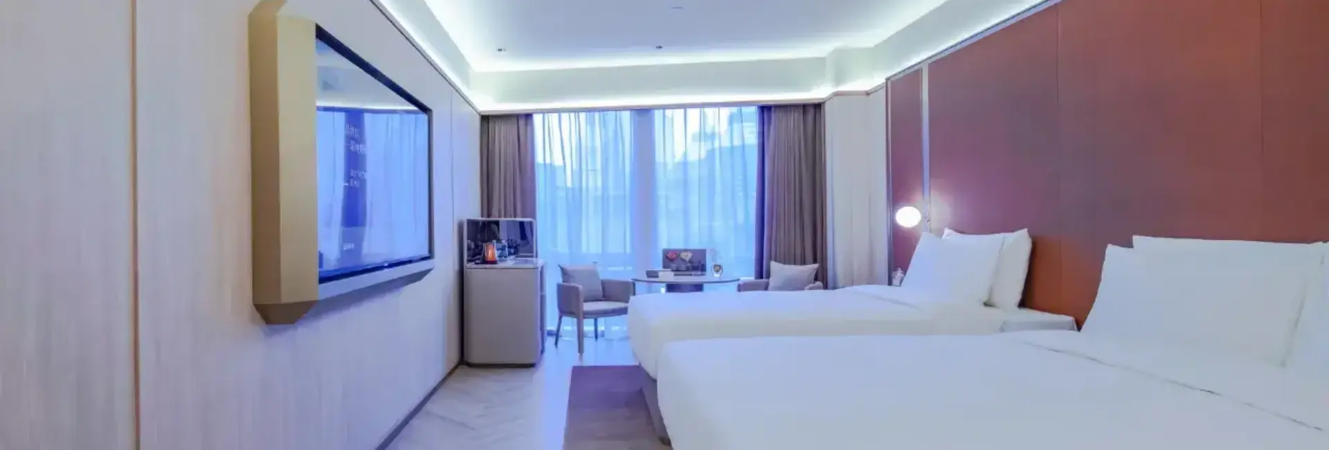 Deluxe 2-Bed Room