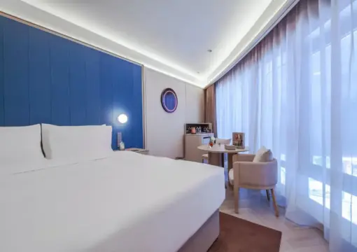 Superior Queen Room