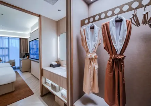 Superior Twin Room with View