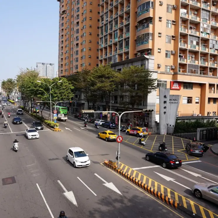 Transportation Hacks from Hankou Road: Your Ultimate Guide to Getting Around Shanghai Like a Local